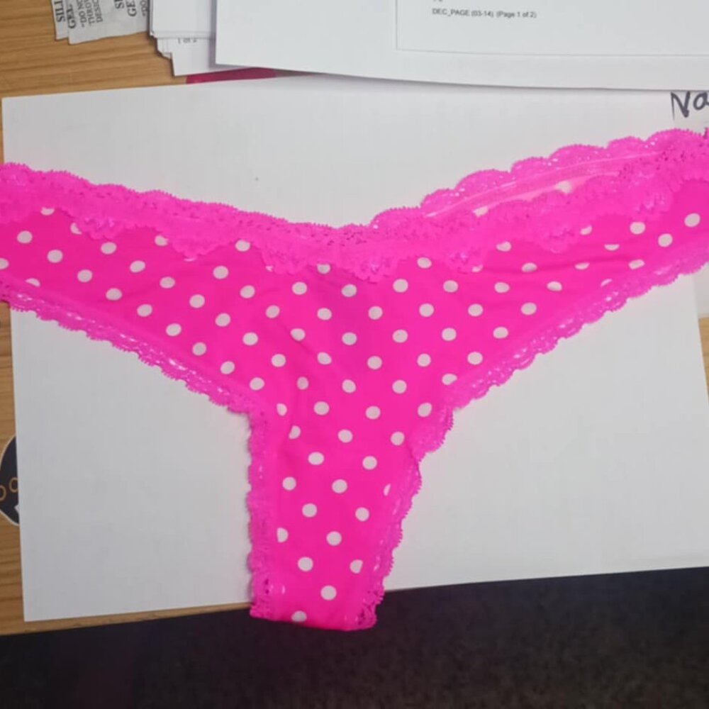 Thong Pink poka dot